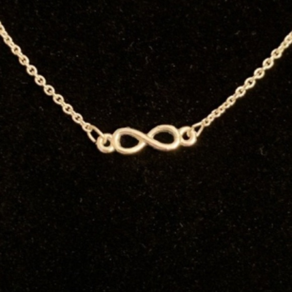 Dainty Infinity Necklace